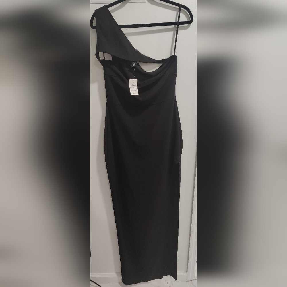 Mayven One-Shoulder Cutout Slit Formal Dress